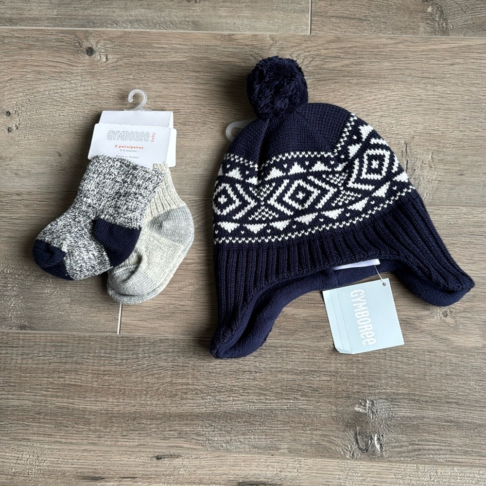 New Gymboree hat and socks